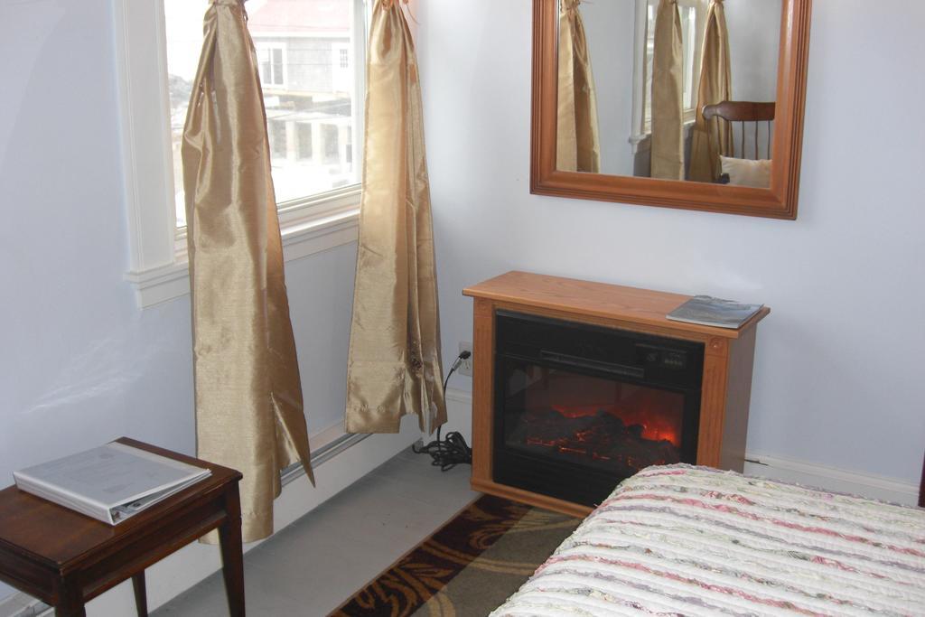 Seafarer Inn ロックポート 部屋 写真