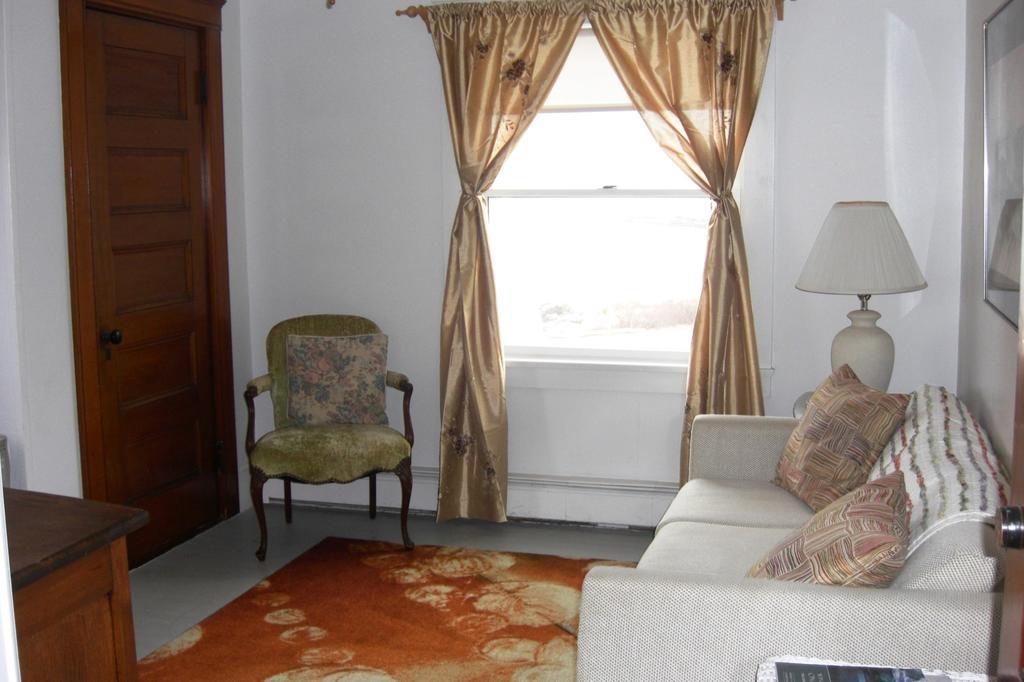 Seafarer Inn ロックポート 部屋 写真