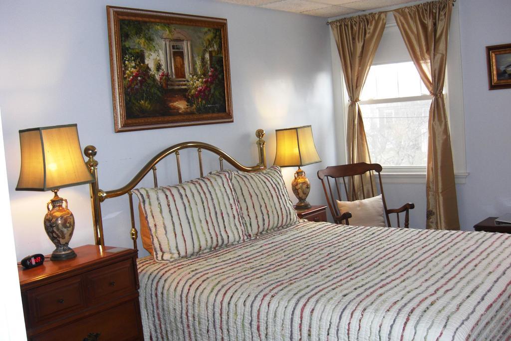 Seafarer Inn ロックポート 部屋 写真
